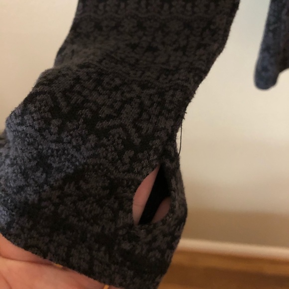 Eddie Bauer Pattern Sweater - Picture 5 of 6